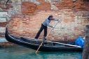 Gondolier in action, Venice